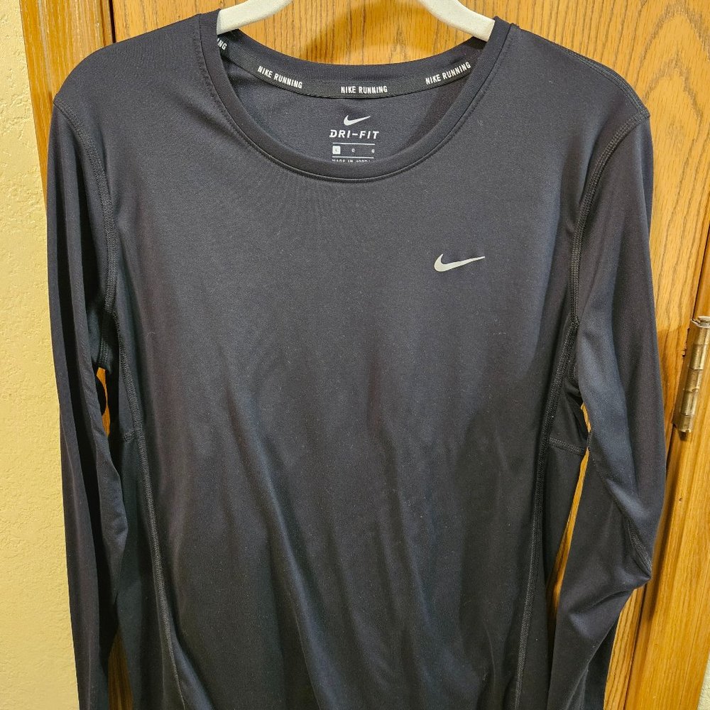 Nike Dri-fit top